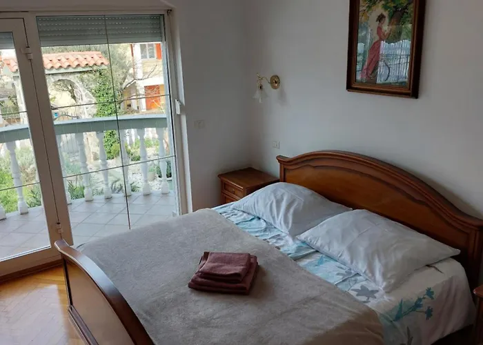 アパート Apartma Space