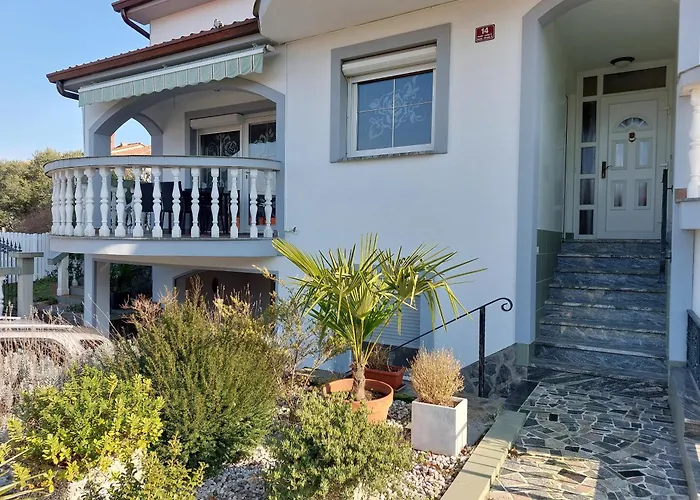 Apartma Space アパート Bertoki